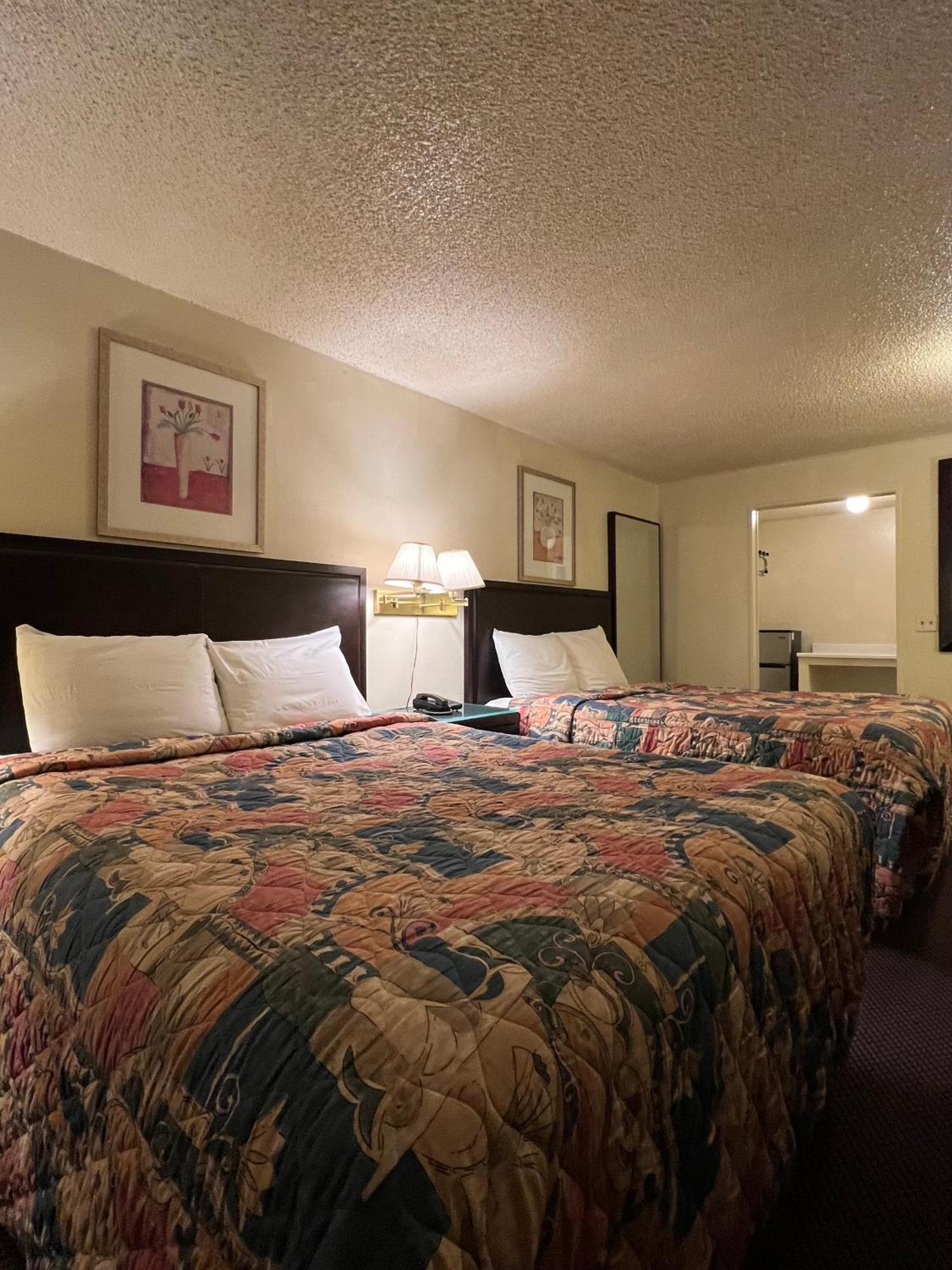 Columbus Motor Inn Seattle Bagian luar foto